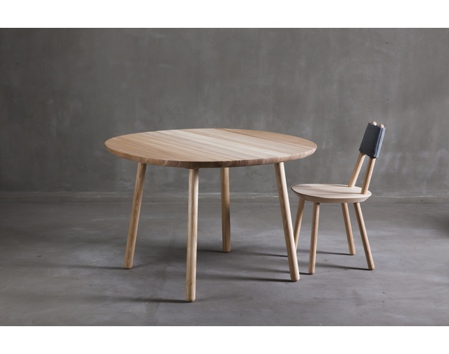 EMKO Naive Dining Table 1100Φの写真