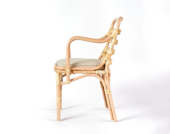 KIBIROI SOUPLE arm chairの写真