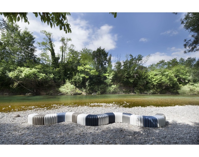 TONON river snakeの写真