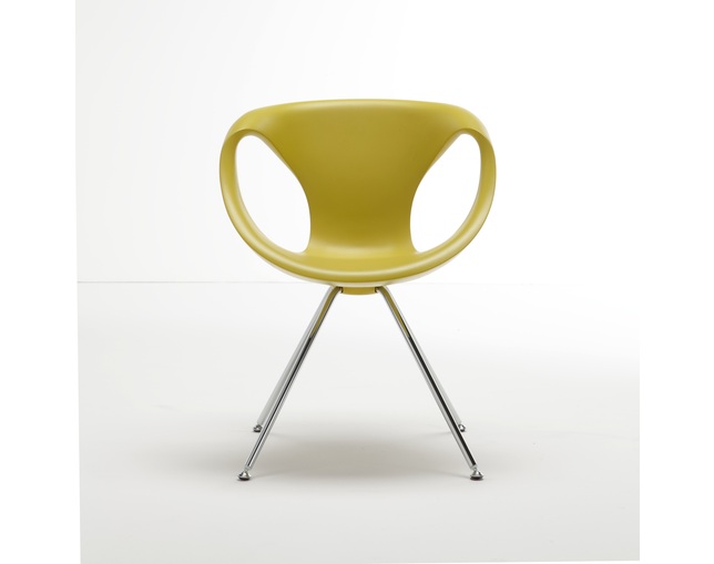 TONON up chairの写真