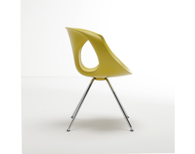 TONON up chairの写真