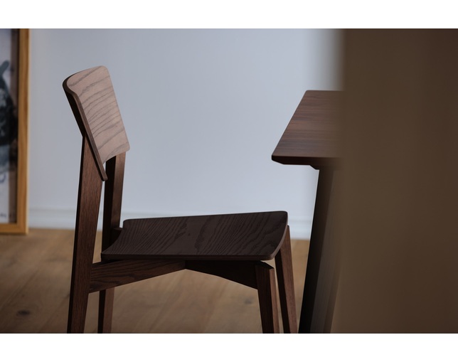 平田椅子製作所 STRATの写真
