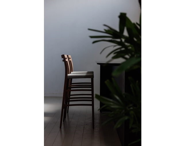 平田椅子製作所 FIKA Bar Chair 75の写真