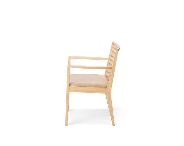 平田椅子製作所 ROME Arm Chairの写真