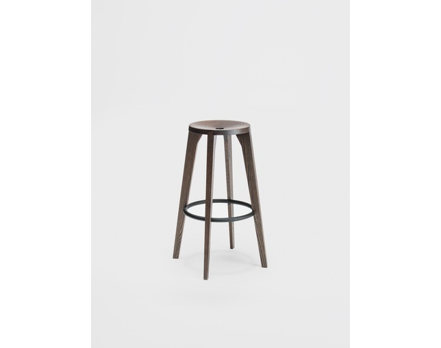 ARIAKE 有明 Dovetail Barstoolの写真