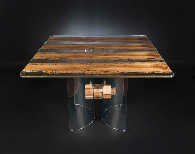 VG Glass in wood　ダイニングテーブルIIIの写真