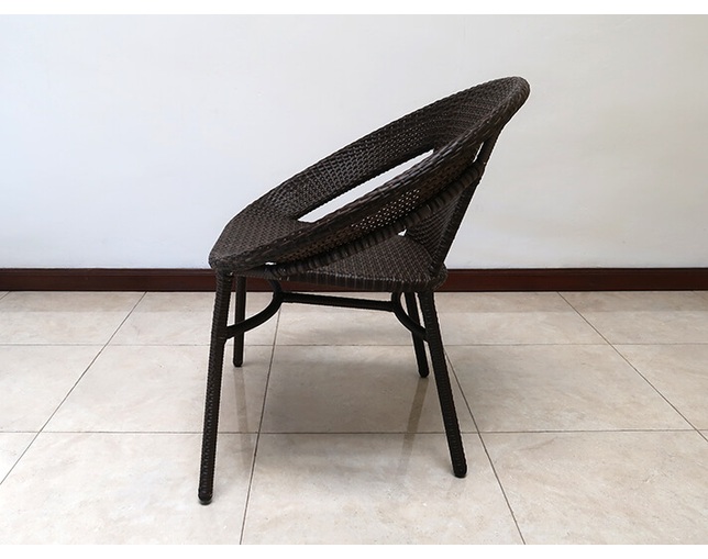 TUBAN Synthetic Rattan Arm Chairの写真
