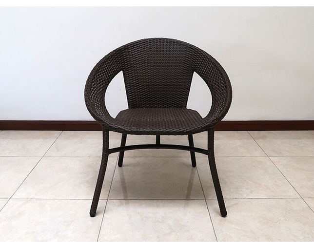 TUBAN Synthetic Rattan Arm Chairの写真