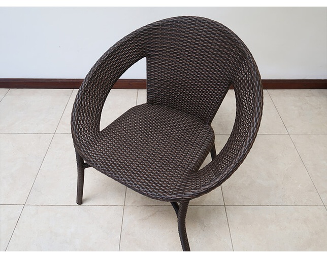 TUBAN Synthetic Rattan Arm Chairの写真