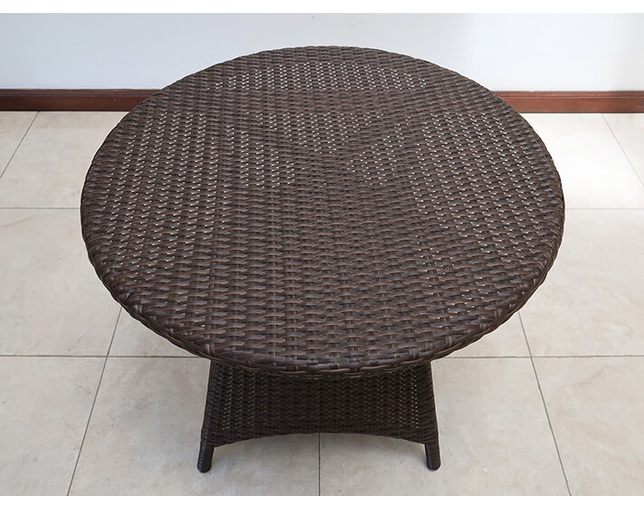 TUBAN Synthetic Rattan Round Cafe Tableの写真