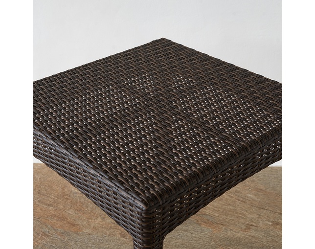 TUBAN Synthetic Rattan Terrace Tableの写真