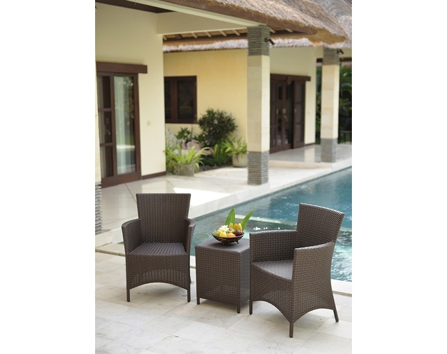 TUBAN 【受注生産商品】Synthetic Rattan Side Tableの写真