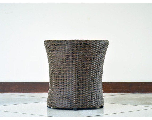 TUBAN Synthetic Rattan Round Side Tableの写真