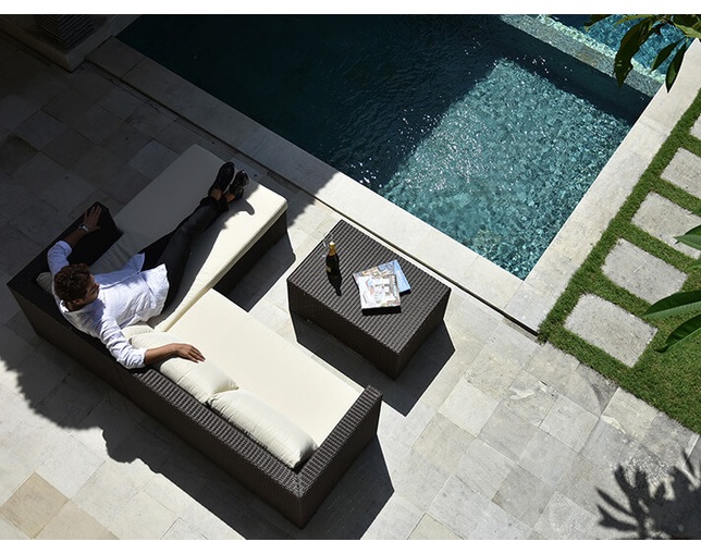 TUBAN Synthetic Rattan Daybed Sofa-Rの写真