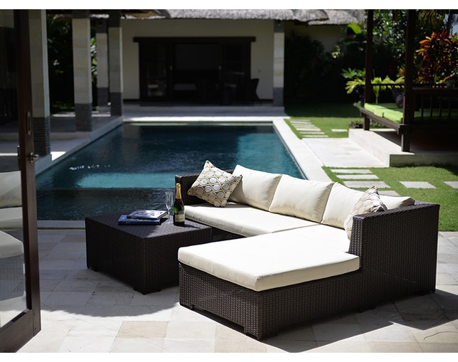 TUBAN Synthetic Rattan Daybed Sofa-Rの写真