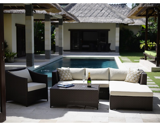 TUBAN Synthetic Rattan Daybed Sofa-Rの写真