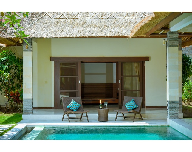 TUBAN Rattan Terrace Chairの写真