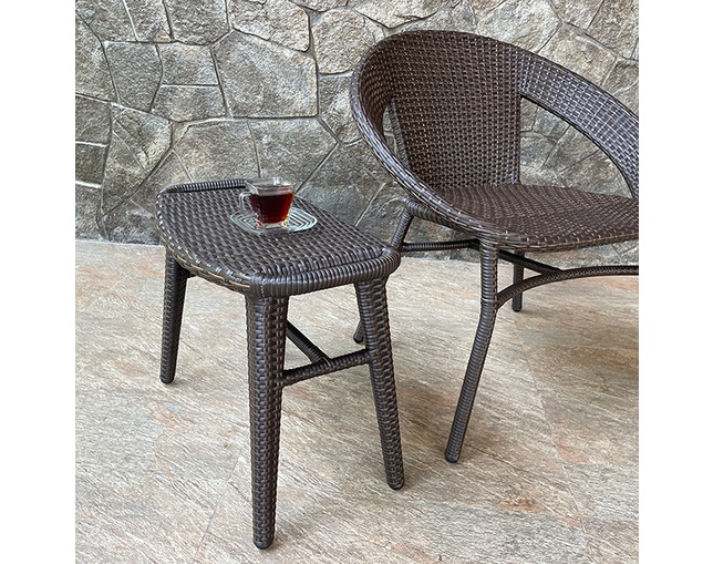 TUBAN Synthetic Rattan Stoolの写真