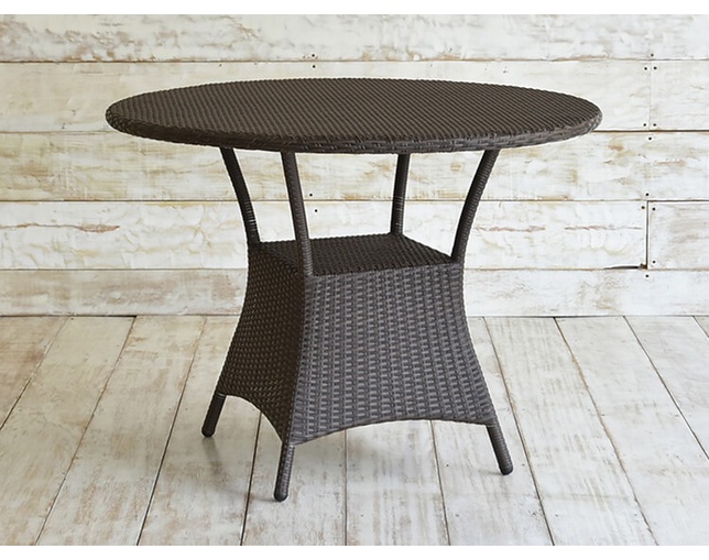 TUBAN Synthetic Rattan Round Tableの写真