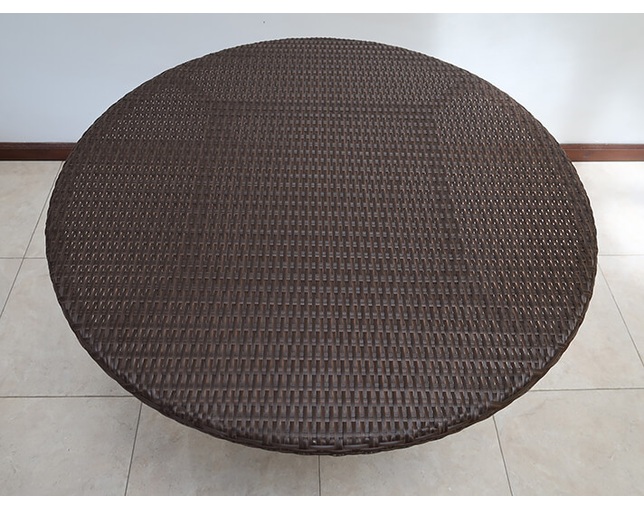 TUBAN Synthetic Rattan Round Tableの写真