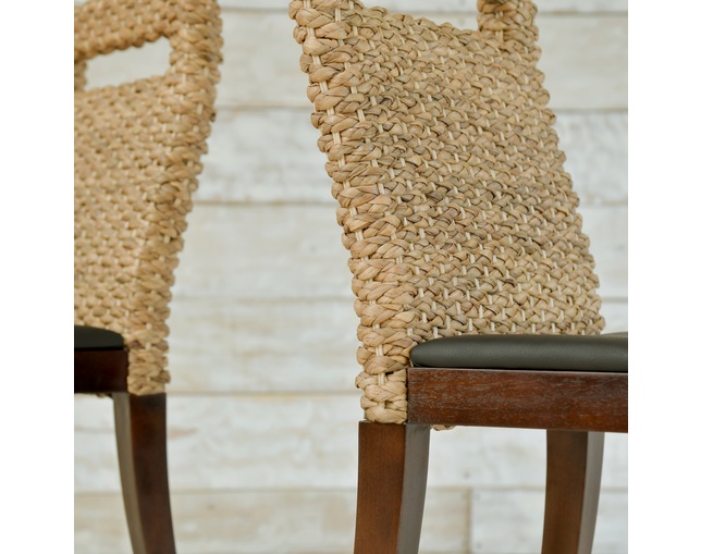 MITRA Water Hyacinth Dining Chairの写真