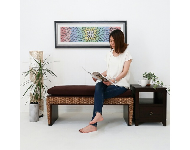 MITRA Water Hyacinth Bench Coveringの写真