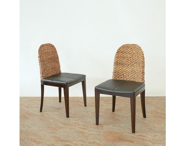 MITRA Water Hyacinth Round Edge Chairの写真