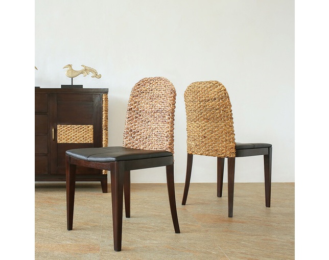 MITRA Water Hyacinth Round Edge Chairの写真