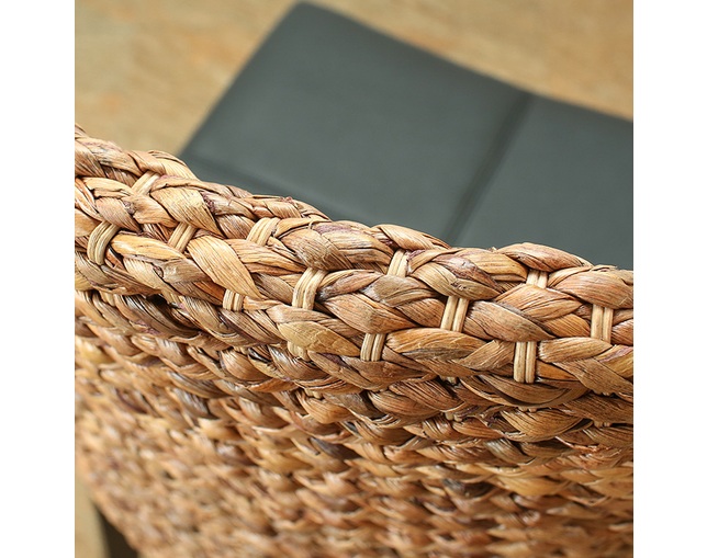 MITRA Water Hyacinth Round Edge Chairの写真