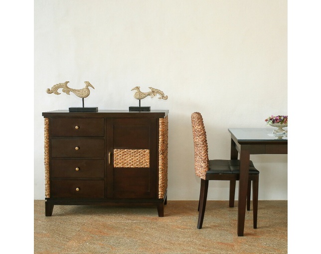 MITRA Water Hyacinth Cabinet with 4 Drawers & Shelfの写真