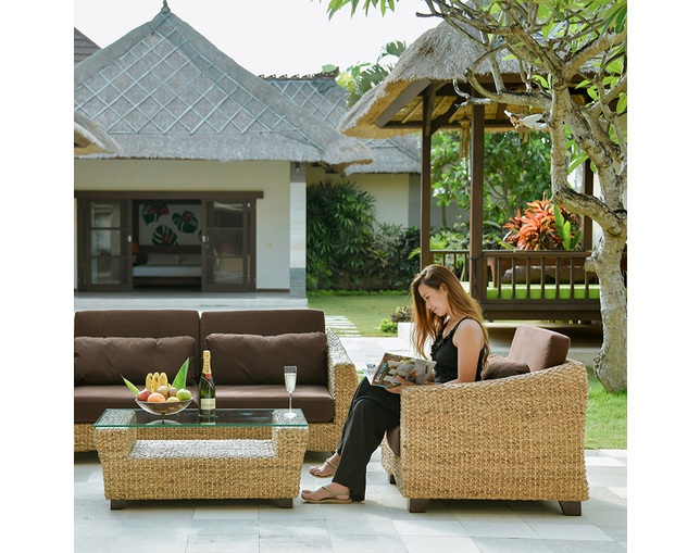 MITRA Water Hyacinth 1P Resort Sofaの写真