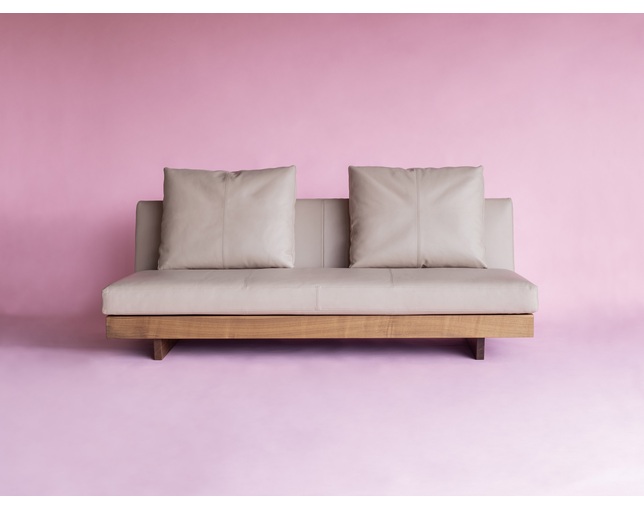 NOUS PROJECTS TORENO Sofaの写真