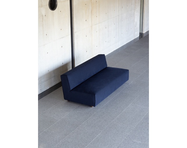 NOUS PROJECTS BARIS Armless Sofaの写真