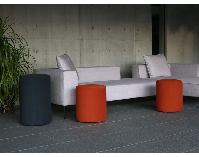 NOUS PROJECTS ROUND STOOL mini：High61 の写真