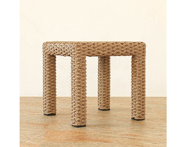 Valen Synthetic Hyacinth Square Side Tableの写真