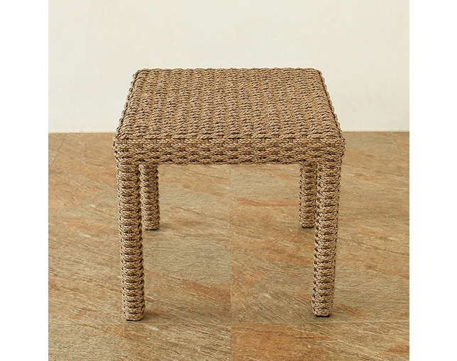 Valen Synthetic Hyacinth Square Side Tableの写真