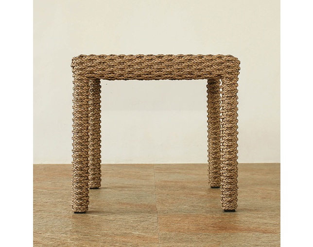 Valen Synthetic Hyacinth Square Side Tableの写真