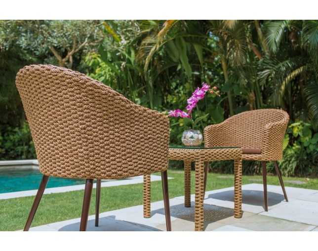 Valen Synthetic Hyacinth Square Side Tableの写真