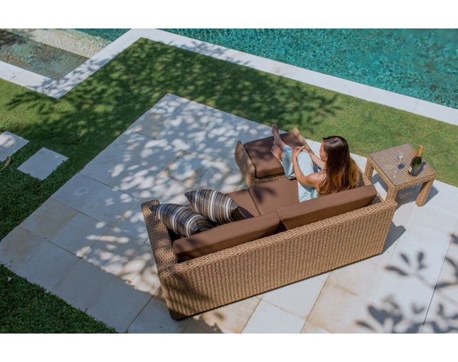 Valen Synthetic Hyacinth Raja Sofa 3Pの写真