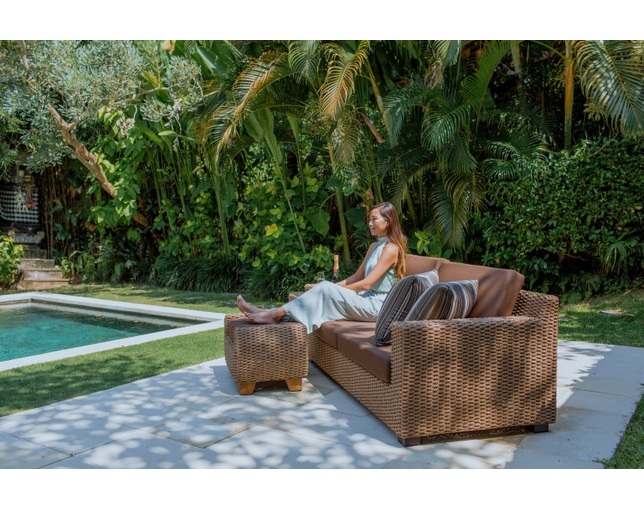 Valen Synthetic Hyacinth Raja Sofa 3Pの写真