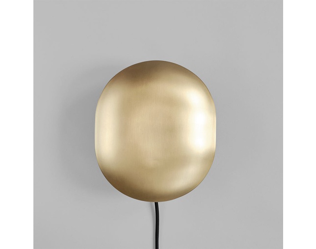 101 COPENHAGEN 101 COPENHAGEN Clam Wall Lamp - Brassの写真