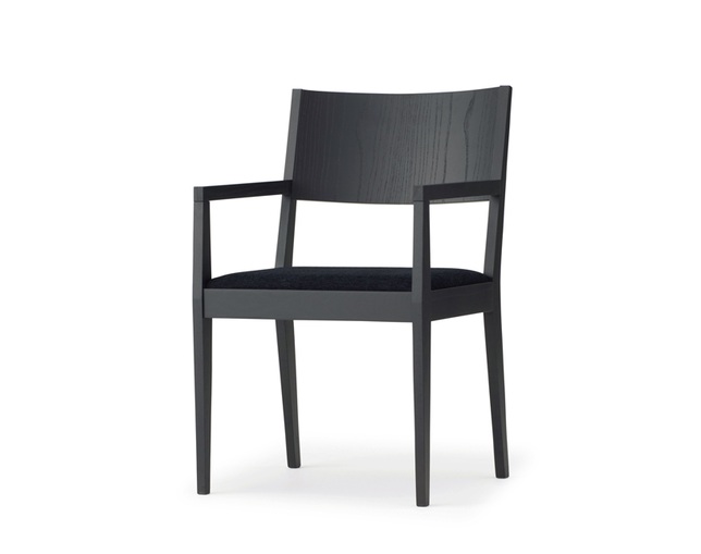 ROCKSTONE BASIL armchairの写真
