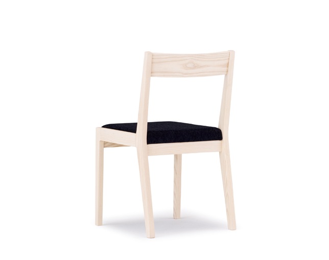 ROCKSTONE CARD side chairの写真