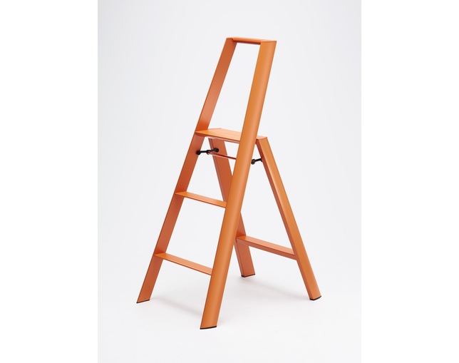 長谷川工業 Step stool / lucano 3-stepの写真