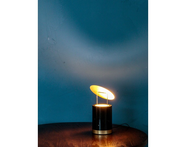 gram eight MANDALAY LEDアッパーライトの写真