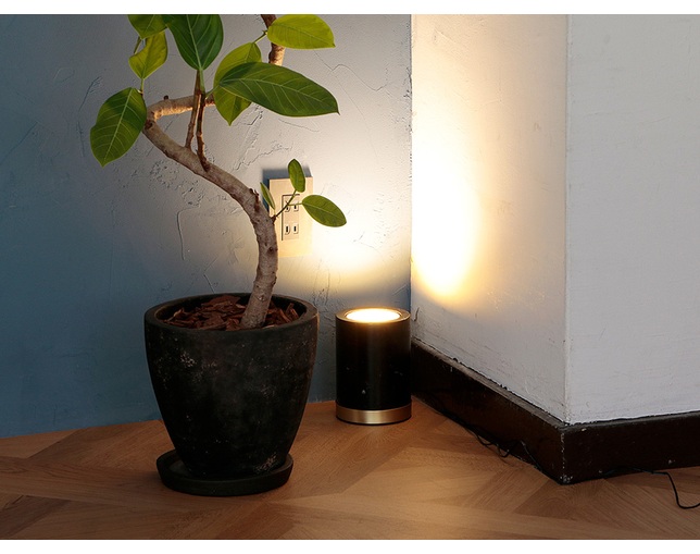 gram eight MANDALAY LEDアッパーライトの写真
