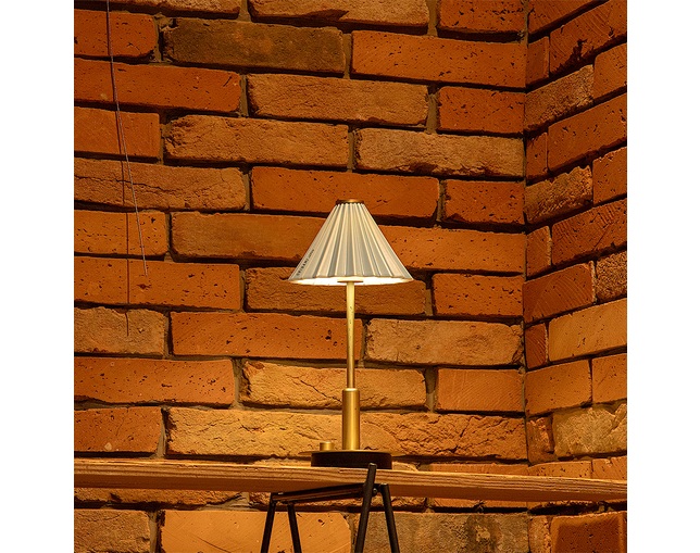 gram eight ORIGAMI LAMP PORTABLE オリガミランプポータブルの写真