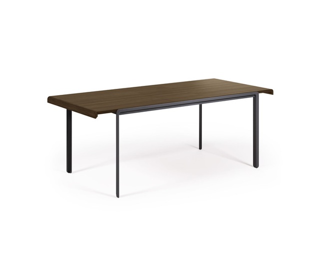 LaForma NADYRIA テーブルの写真