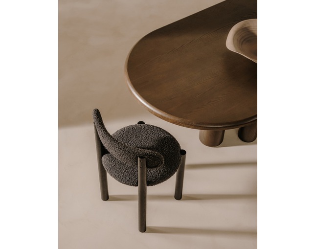 LaForma NEBAI チェアの写真