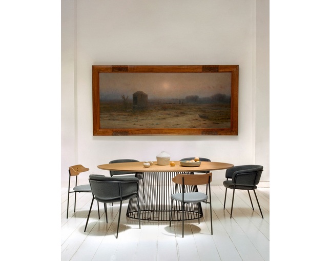 LaForma LESKA テーブルの写真